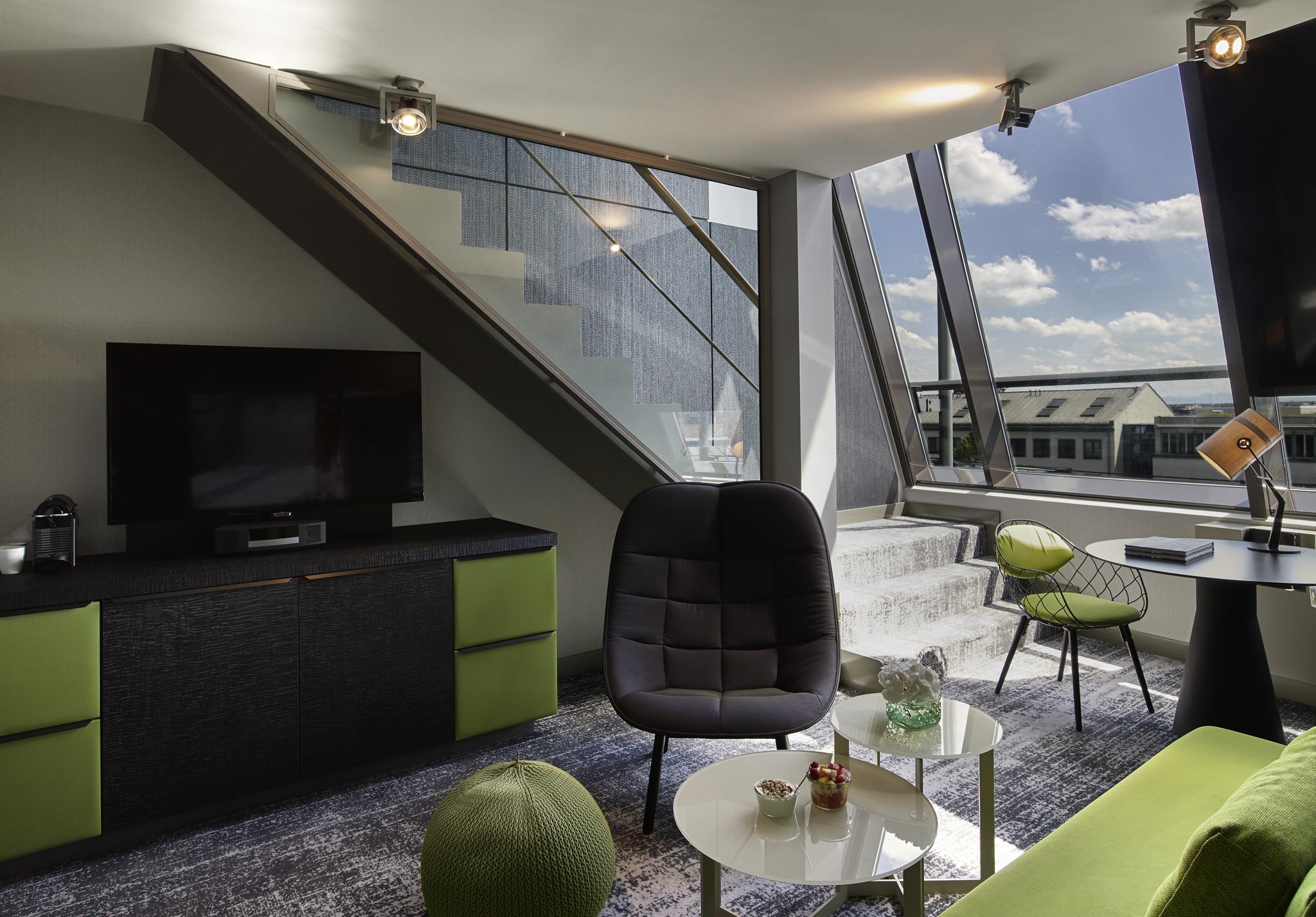 Sofitel Munich Bayerpost Hotel Exterior photo The interior of a typical apartment