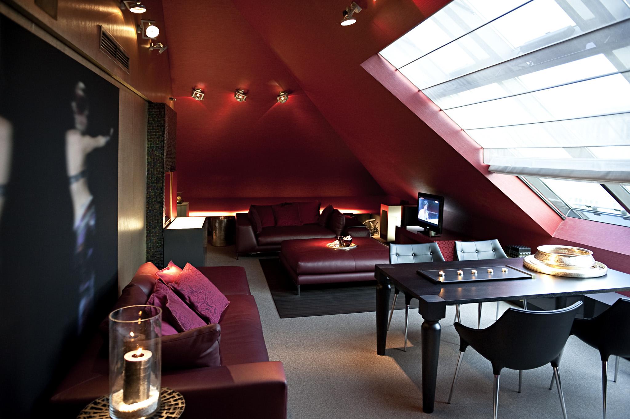 Sofitel Munich Bayerpost Hotel Exterior photo Suite