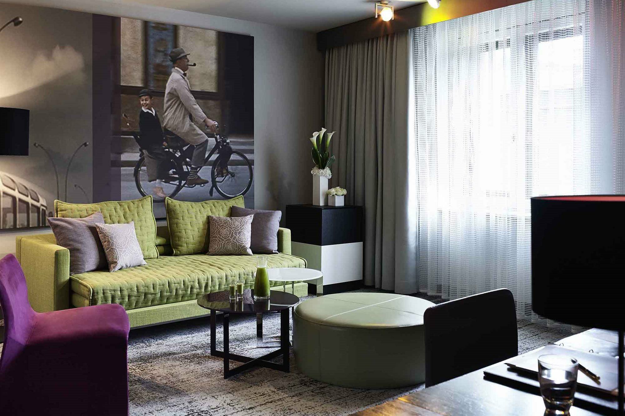 Sofitel Munich Bayerpost Hotel Exterior photo A living room